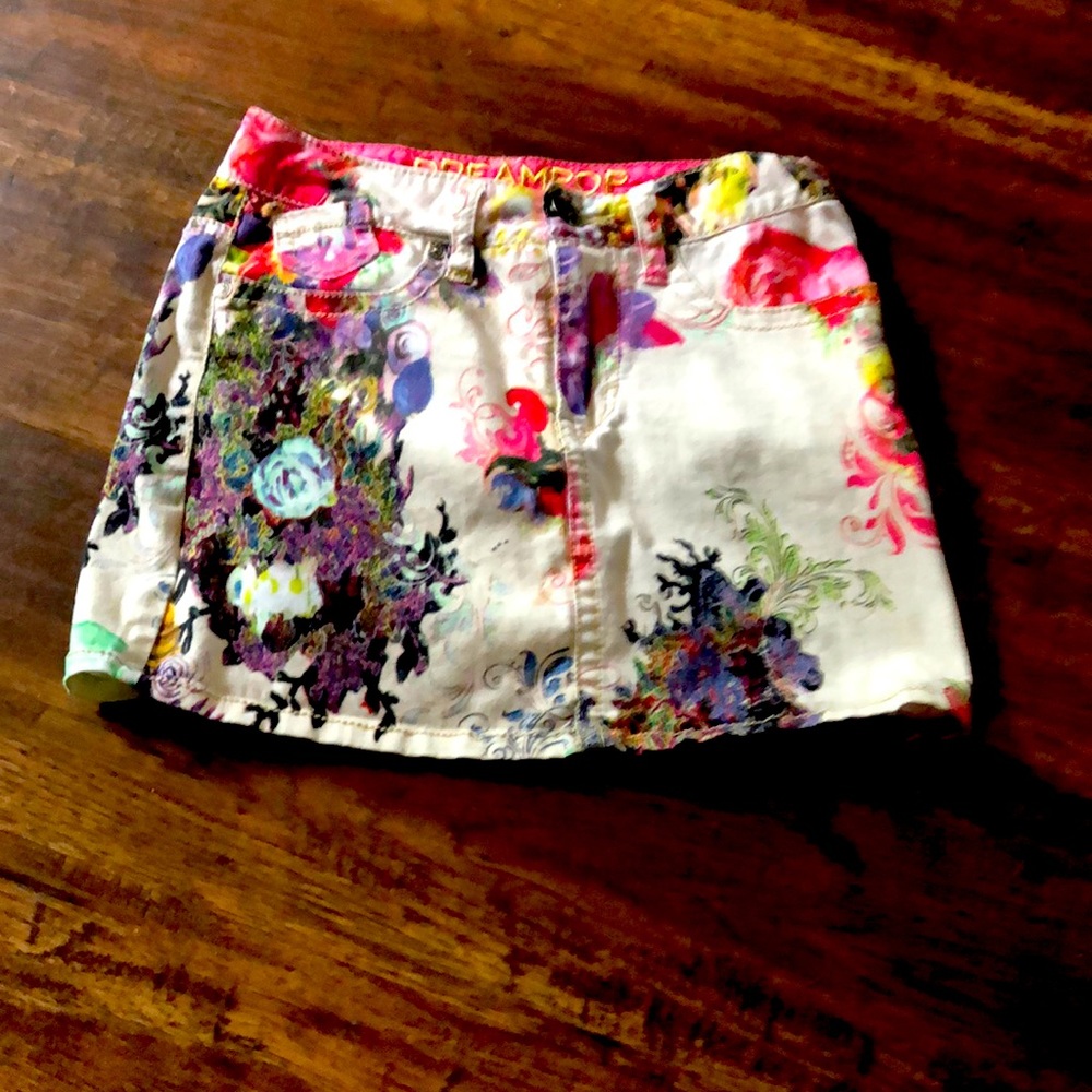 A really cute dream pop Cynthia rose denim skirt